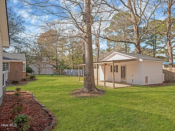 5th image of 3349 Randomwood Drive