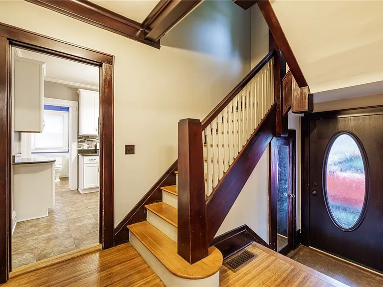 100 Highland Ave #1 — Photo 3