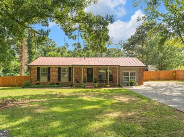 704 Water St, Washington, GA 30673