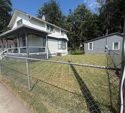 2nd image of 408 N 4th St