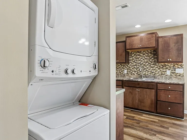 406 Hedgemont Ave #1 — Photo 5