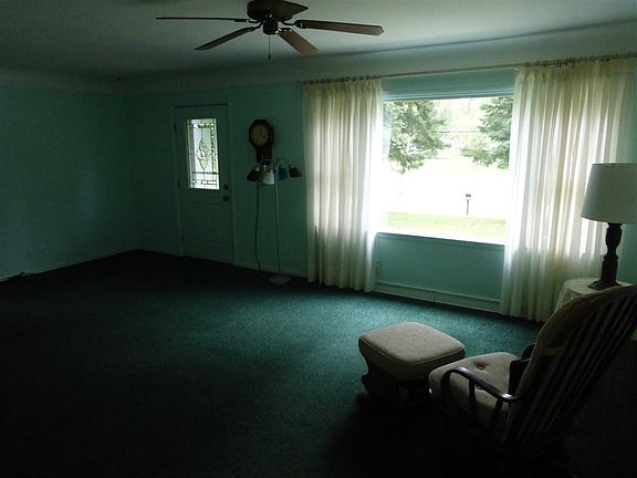 5th image of 209 Bradley Dr