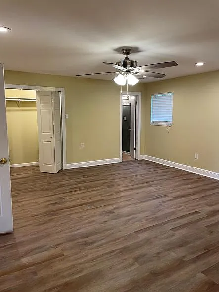 7 bed, 3275 sqft, $2,300 — Photo 4