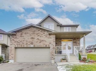 456 Twinleaf St, Waterloo, ON N2V 0B7