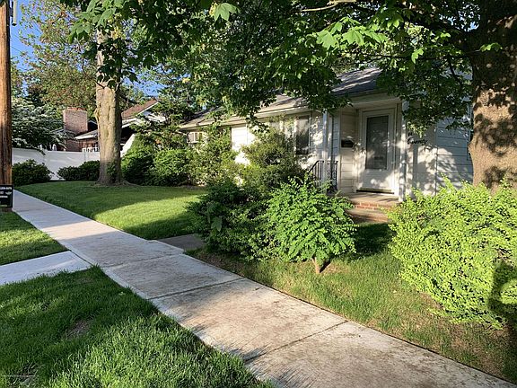 2nd image of 470 Clawson St