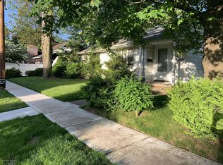 470 Clawson St, Staten Island, NY 10306