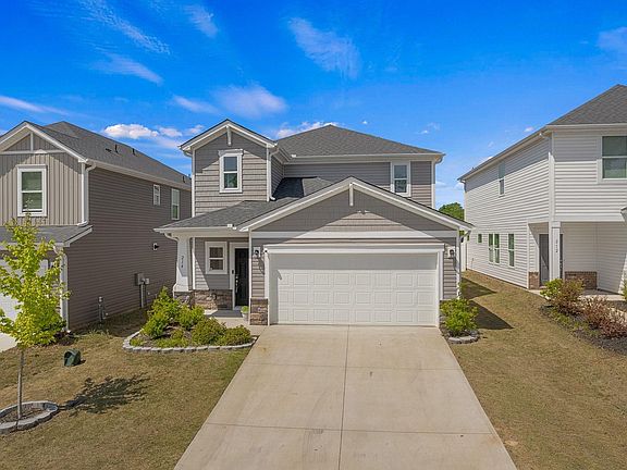 2nd image of 214 Coulter Ct