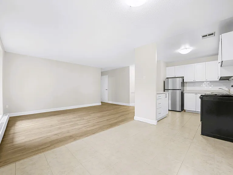 17 Barker St — Photo 13