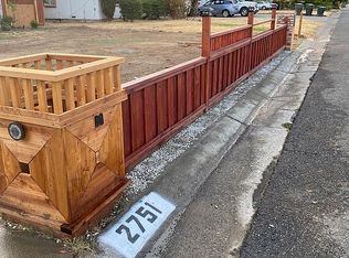 2751 Bell St, Sacramento, CA 95821