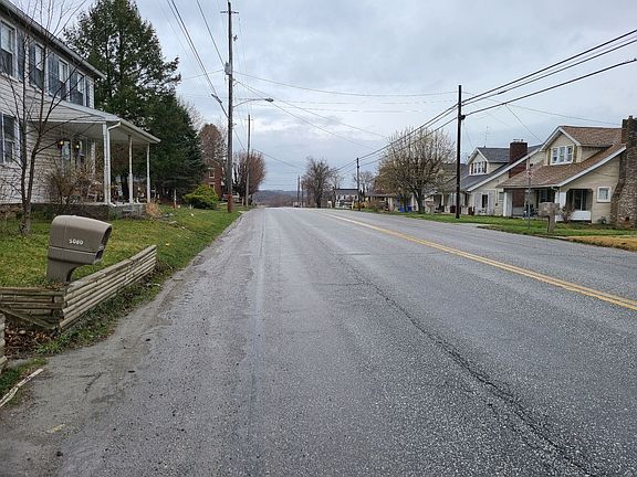 5th image of 5080 Lincoln Hwy W