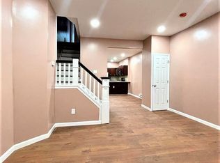 1645 W Bristol St, Philadelphia, PA 19140