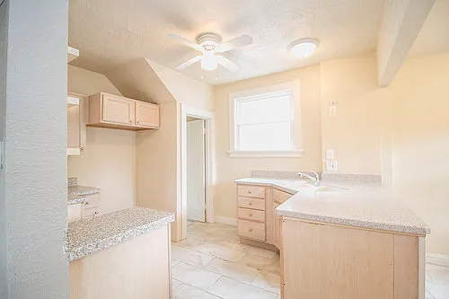 2423 Charlestown Ave — Photo 8