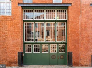 130 N Bread St #404, Philadelphia, PA 19106