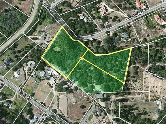 3rd image of 920 La Teena Oaks Ln