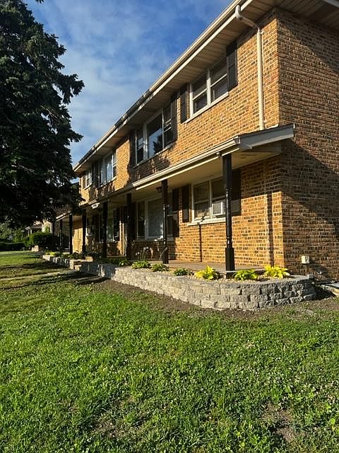 1st image of 14460 Jefferson Ave #1S