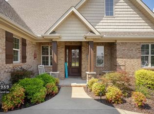 989 Garrett Ln, Florence, AL 35633