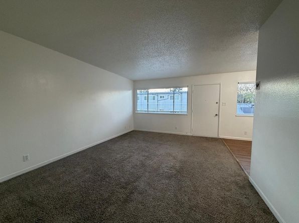 4001 San Leandro St APT 30