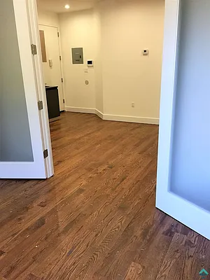 Rented by EXR | media 5