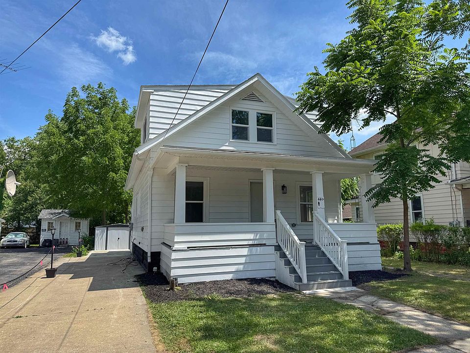 1st image of 440 Sackett Ave