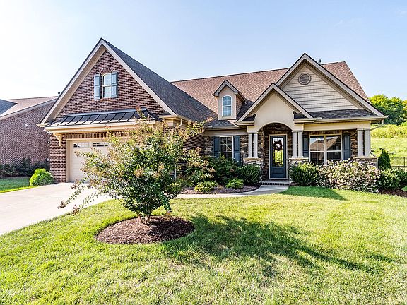 2nd image of 705 Briarstone Ln