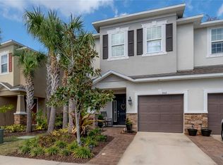 1002 Vineyard Ln, Oldsmar, FL 34677