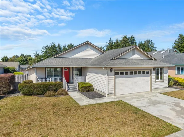 1439 Garden Brook St, McKinleyville, CA 95519