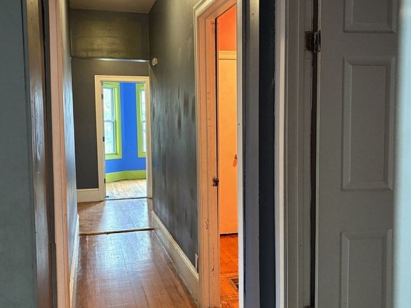 3rd image of 207 Quincy St
