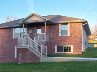 5020 Sunrise Dr, Jefferson City, MO 65101