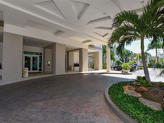 3rd image of 1771 Ringling Blvd #Penthouse 301