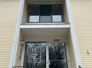 11 Village Way APT 6, Natick, MA 01760