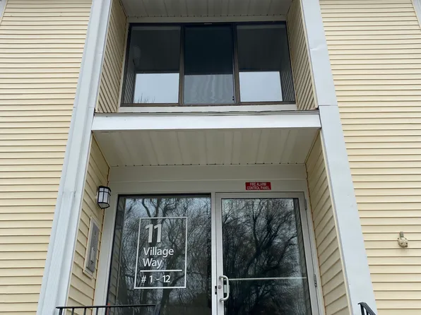 11 Village Way APT 6, Natick, MA 01760
