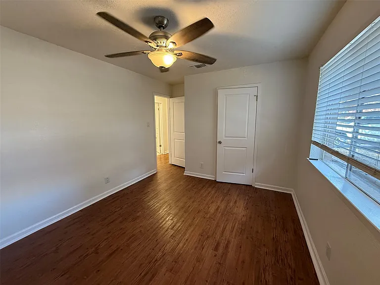 6710 Circle South Rd #B — Photo 10