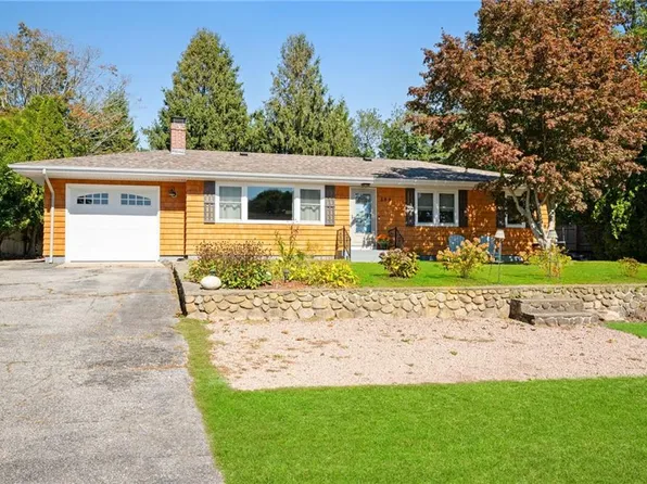 288 Shore Rd, Westerly, RI 02891