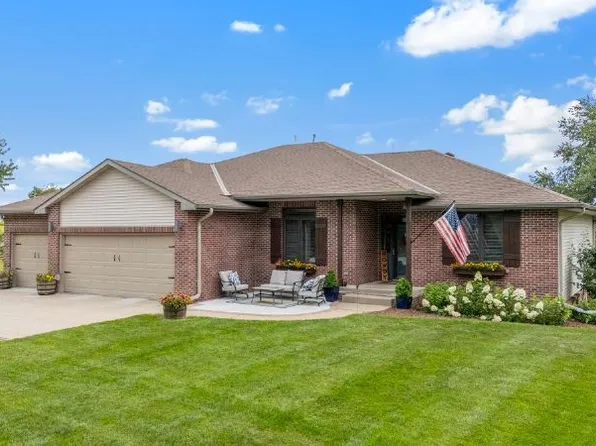 21803 Henton Dr, Glenwood, IA 51534