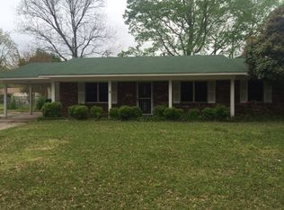 1204 Medallion Dr, Greenwood, MS 38930