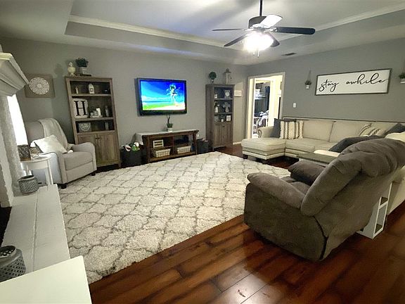 4th image of 5705 Summerwood Ln