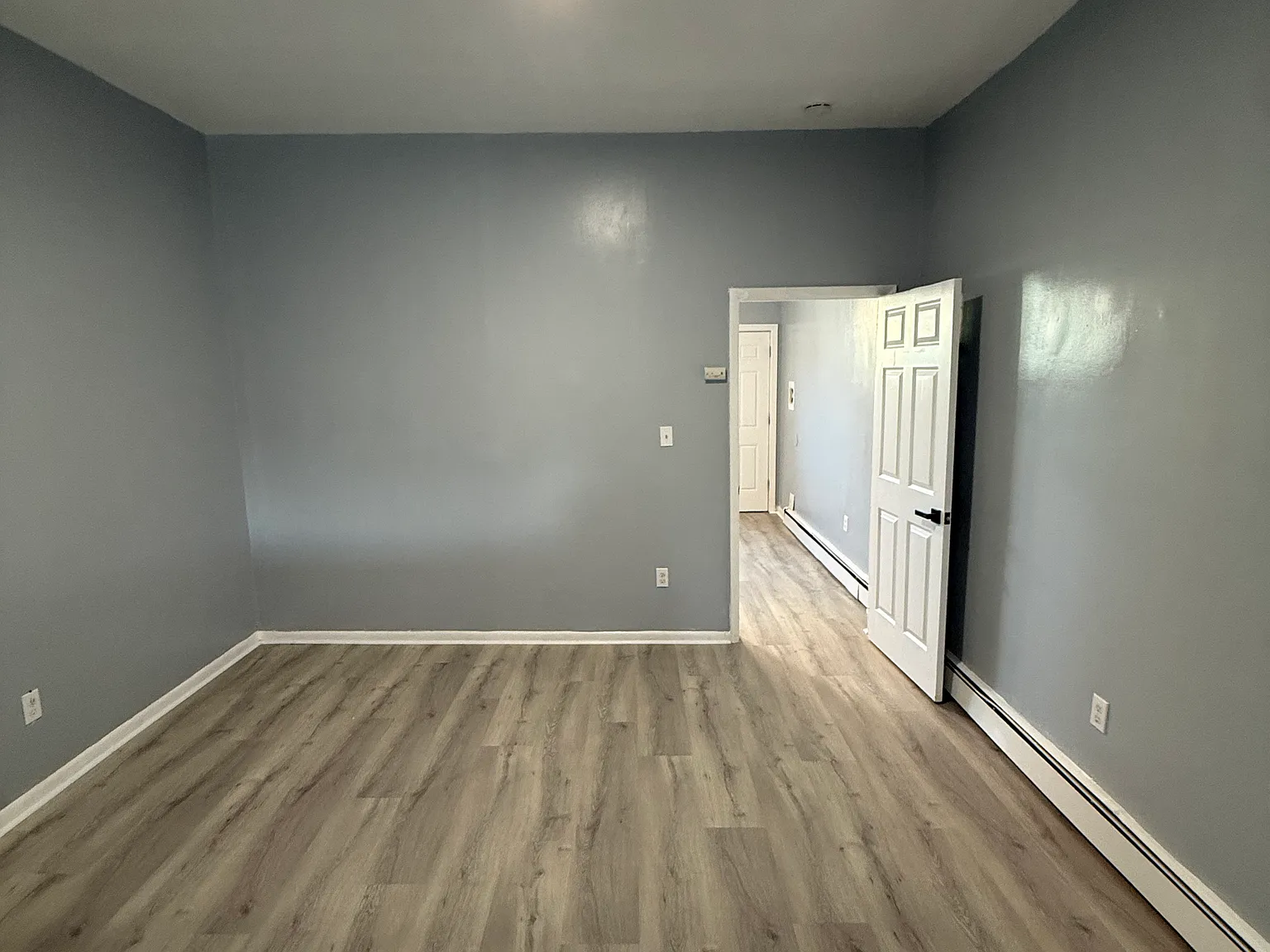 1 bed, 800 sqft, $1,700 — Photo 3