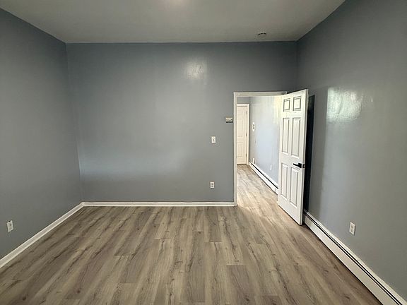 3rd image of 390 Totowa Ave Floor 1