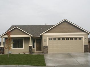 520 Lakerose Loop, Richland, WA 99352