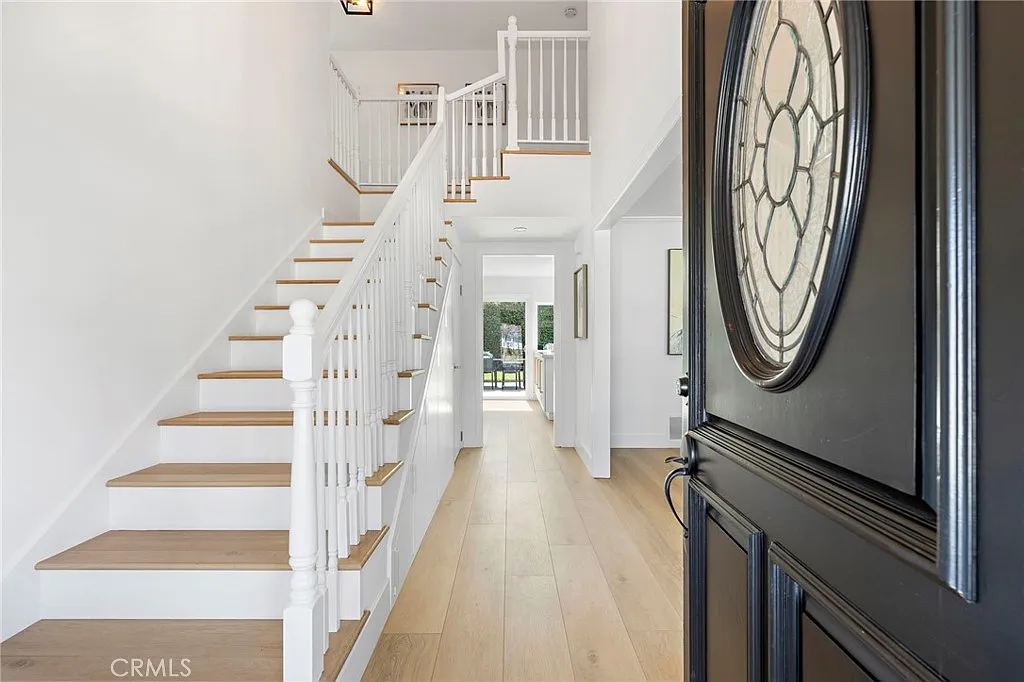 4 bed, 2267 sqft, $7,500 — Photo 2