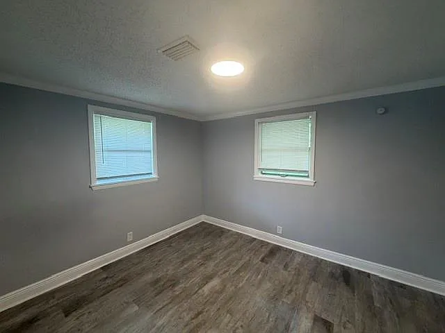 10375 Freeland Ave — Photo 5