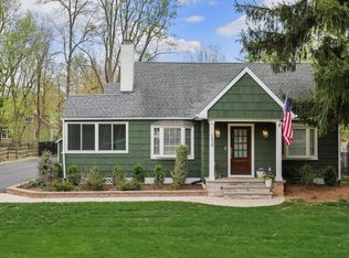 134 W Oak St, Basking Ridge, NJ 07920
