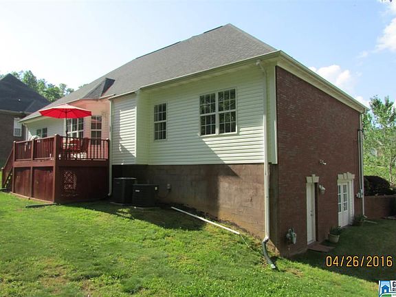 4th image of 605 Lincoln Crst SE