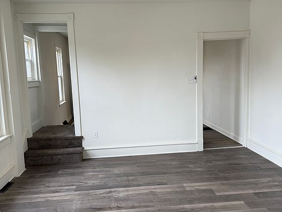 4th image of 418 S Front St #1