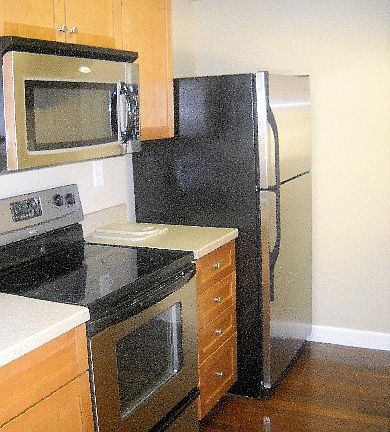 3rd image of 2308 La Jolla Ct