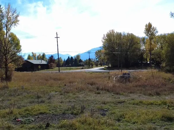 82695 Fish Hatchery Ln, Enterprise, OR 97828
