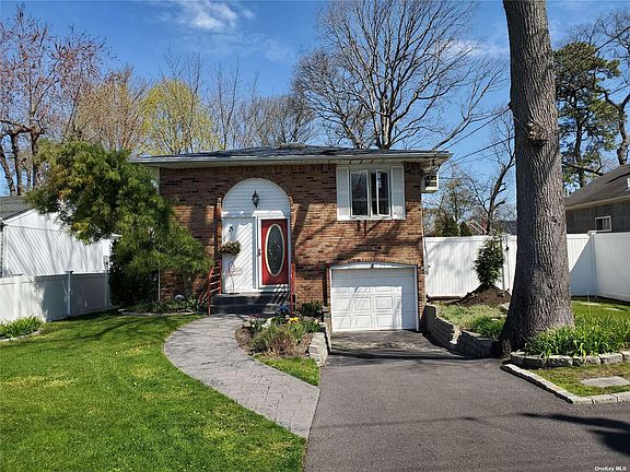 2nd image of 47 Elmwood Ave