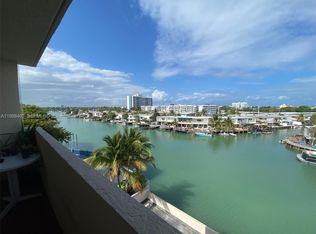 Bay Plaza Condominium, Miami Beach, FL 33141