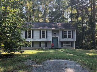 4 Laurel Ln, Stafford, VA