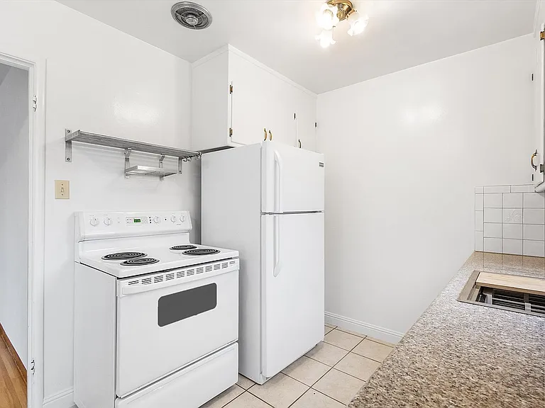 2145 Santa Clara Ave #A — Photo 11